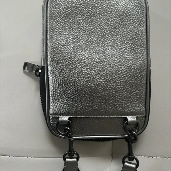 NWT Coach Aden Crossbody In Signature Canvas CO917 Metallic Silver - Picture 4 of 8